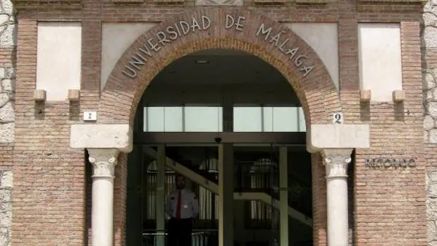 La Universidad de Málaga investiga la red de tesis plagiadas mientras los rectores se inhiben