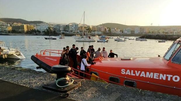 Salvamento rescata una patera al sur de Gran Canaria