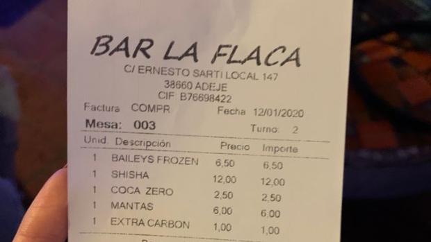 Le cobran seis euros por usar una manta en una terraza en Tenerife