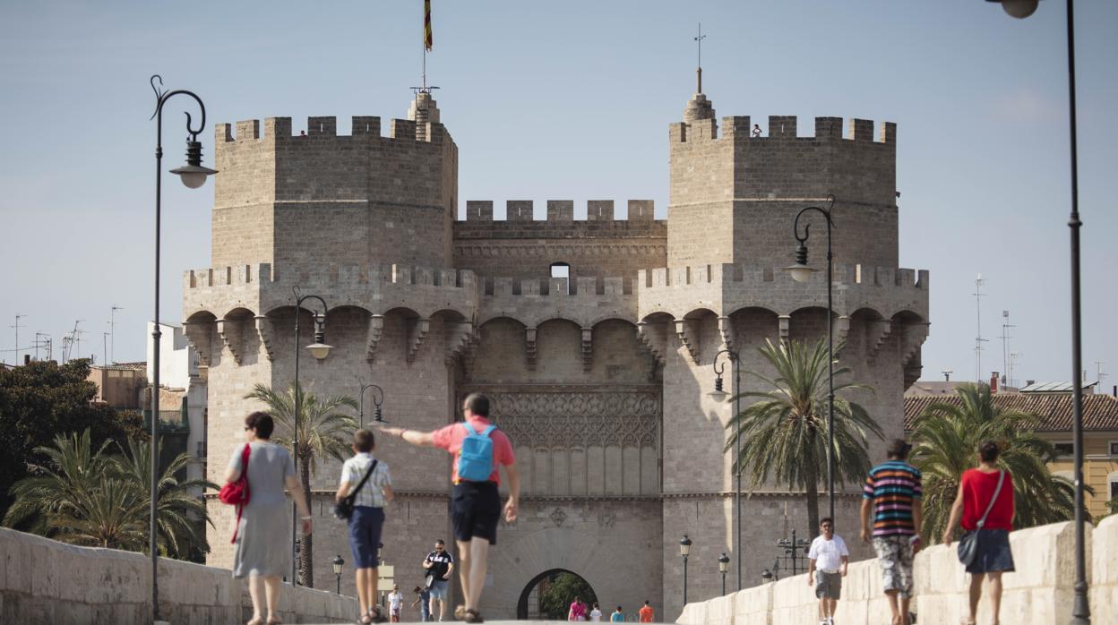 Imagen de archivo de las Torres de Serranos de Valencia