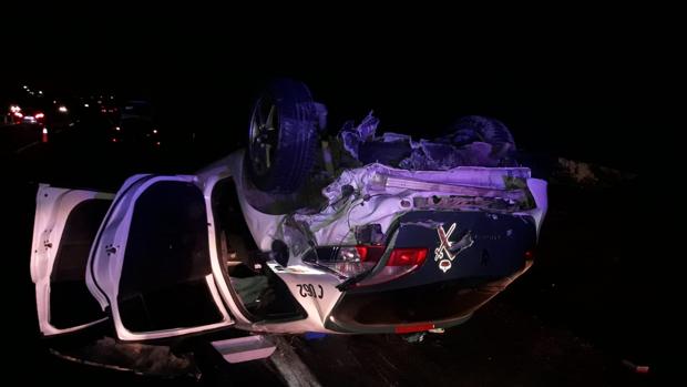 Heridos dos guardias civiles en un accidente cuando perseguían tres vehículos robados