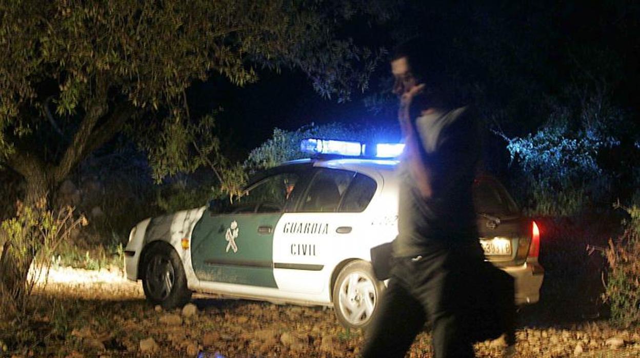 Patrulla nocturna de la Guardia Civil en Castellón