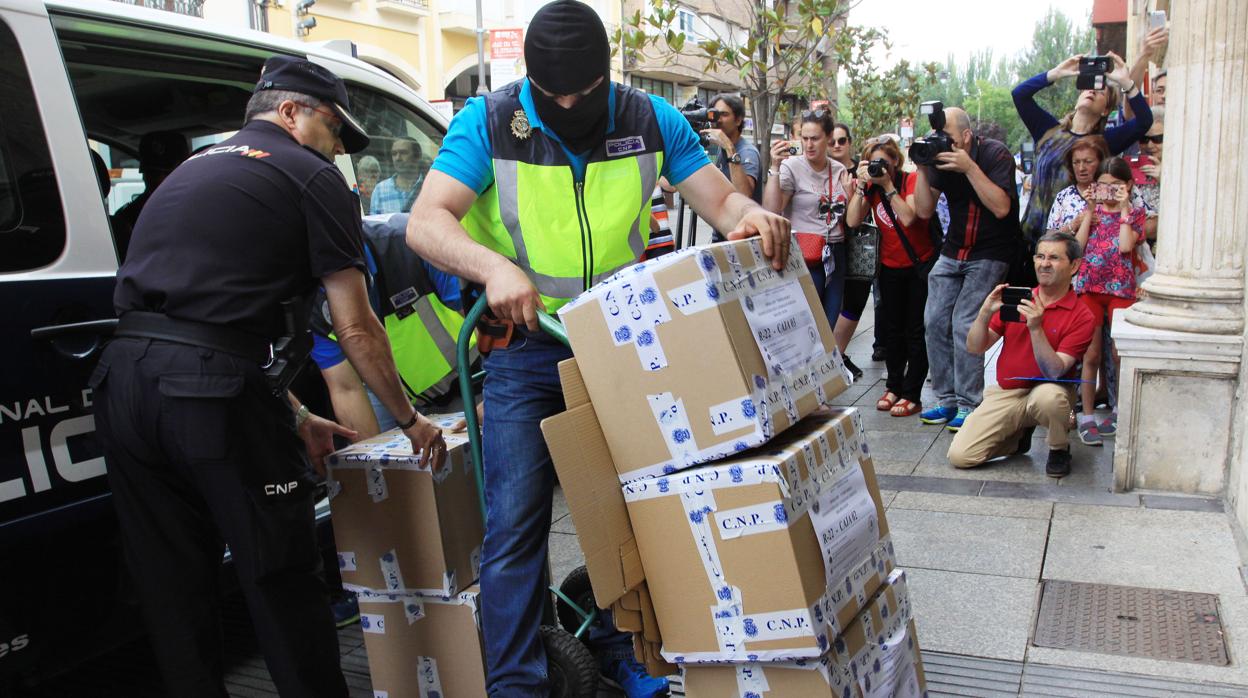 Registro policial enmarcado en el caso Enredadera, en una imagen de archivo