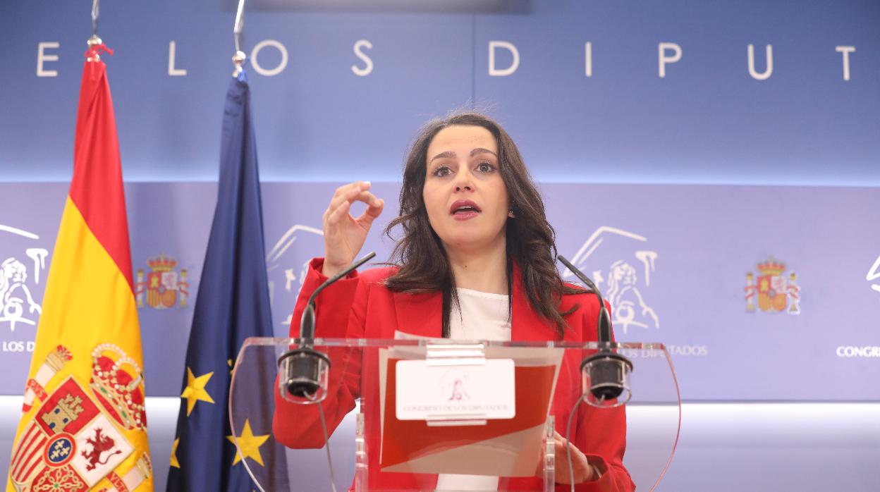 Inés Arrimadas espeta a Pedro Sánchez que es el presidente con menos «credibilidad»