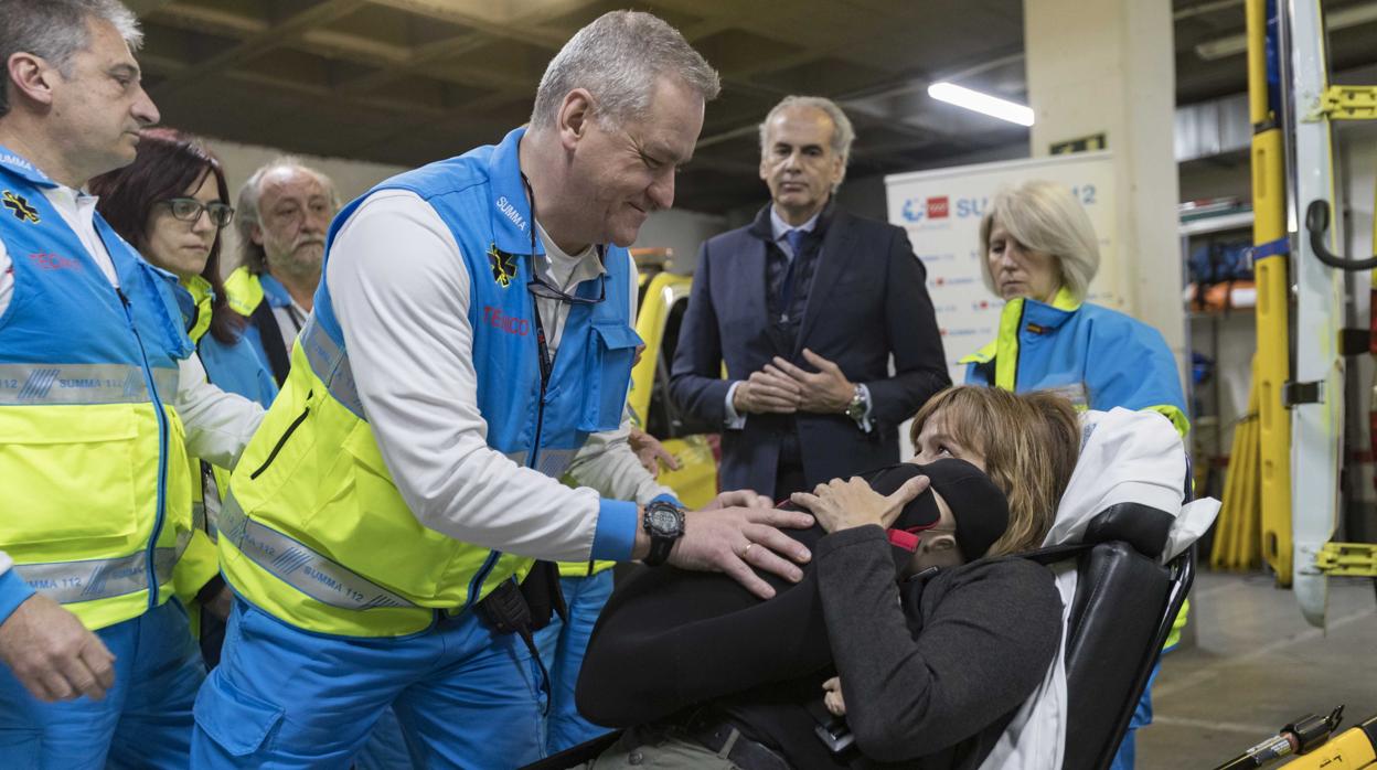 Prueba del dispositivo de seguridad para que madres e hijos viajen juntos en las UVIs móviles