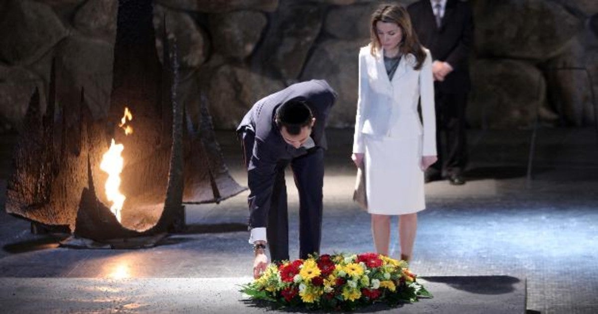 Don Felipe y Doña Letizia rinden homenaje a las víctimas del Holocausto en Jerusalén en 2011