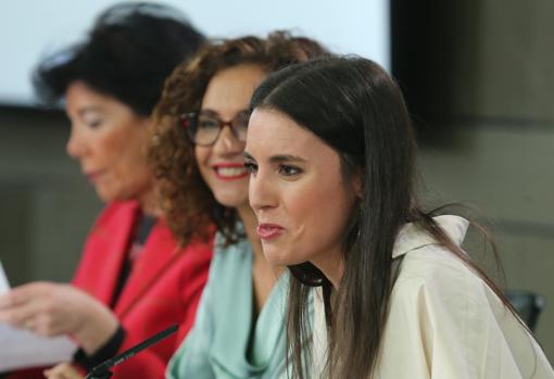 Primer plano de la ministra Irene Montero