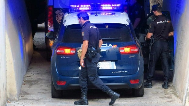 Detienen a una mujer tras apuñalar en el estómago a un hombre en Sagunto