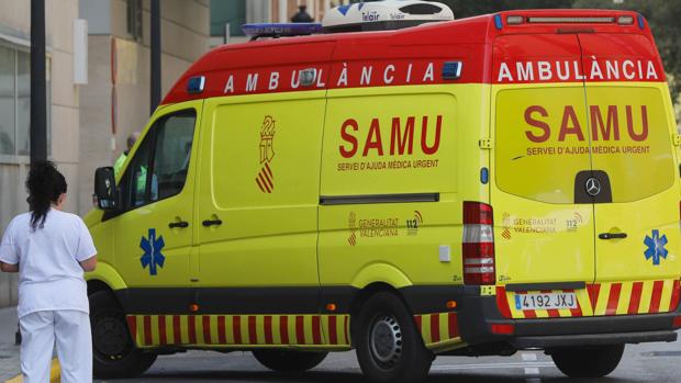 Muere un joven al salirse con su coche de la A-70 en Elche