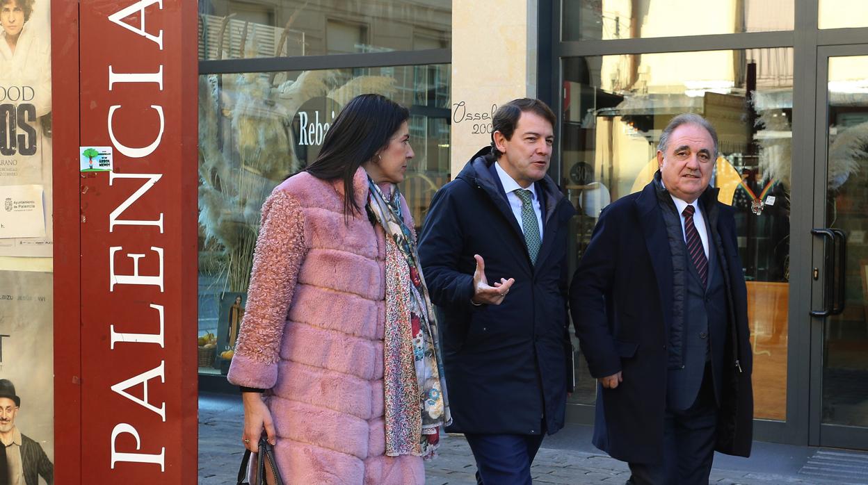 Fernández Mañueco, durante su visita institucional a Palencia