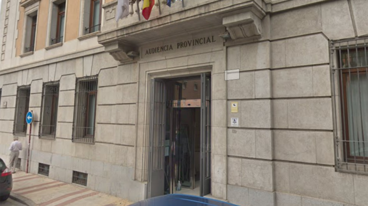 Acceso a los juzgados de la Audiencia Provincial de Guadalajara