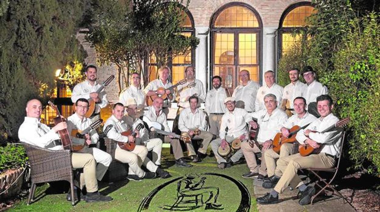 Los integrantes del grupo toledano Candela &amp; Son, que vuelven al Teatro de Rojas