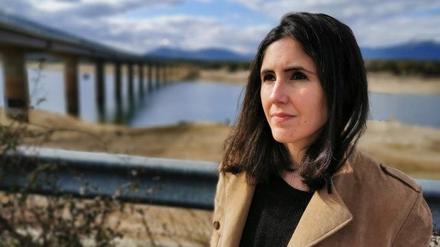 Raquel Taranilla gana el premio Biblioteca Breve con «Noche y océano»