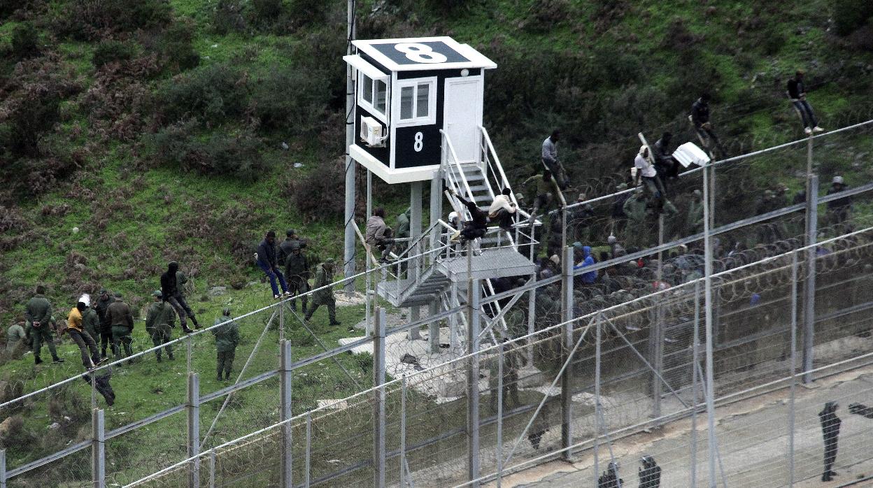 Asalto a la valla de Ceuta en diciembre de 2016