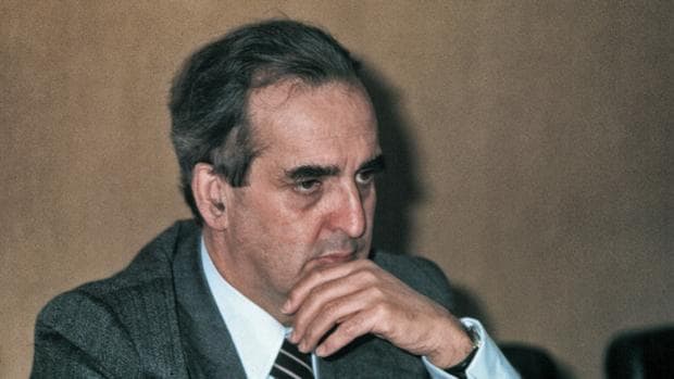 Fernando Morán: el ministro culto, blanco de chistes en la década de los 80