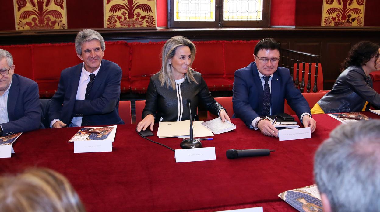 La alcaldesa de Toledo, Milagros Tolón, ha presidido la primera reunión del Consejo del VIII Centenario del nacimiento de Alfonso X El Sabio