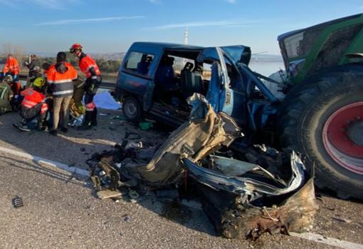 Hasta el lugar se desplazaron bomberos, varias ambulancias y un helicóptero medicalizado