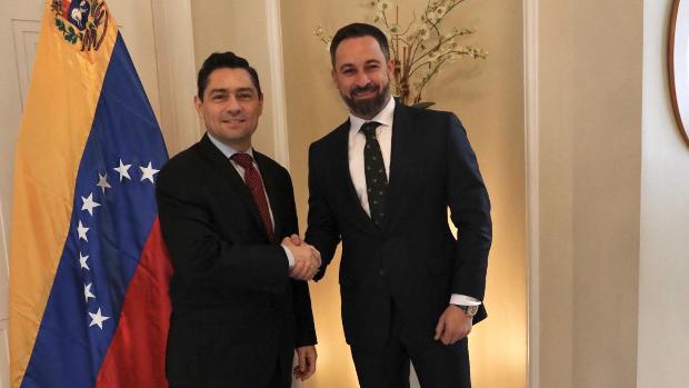 Abascal inicia su gira americana reuniéndose en Washington con el embajador de Venezuela