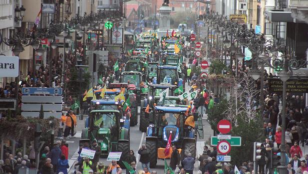 La «tractorada» toma León