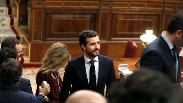 Casado defiende el galleguismo de Feijóo: «Es cien por cien PP»