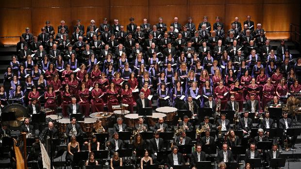 Los lazos amarillos tensan por una noche la relación entre Liceo y Palau de la Música