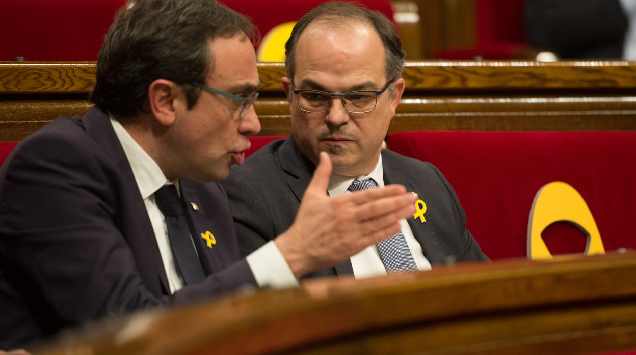 Josep Rull y Jordi Turull, en el Parlament