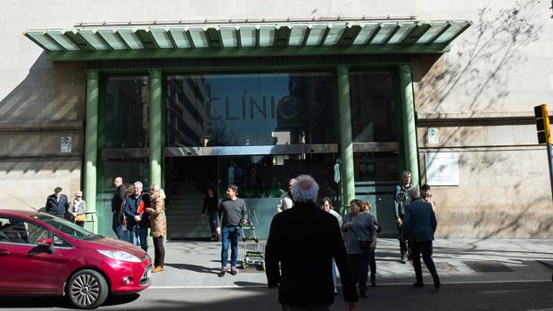 Cuatro nuevos casos de coronavirus en Cataluña, uno de ellos grave