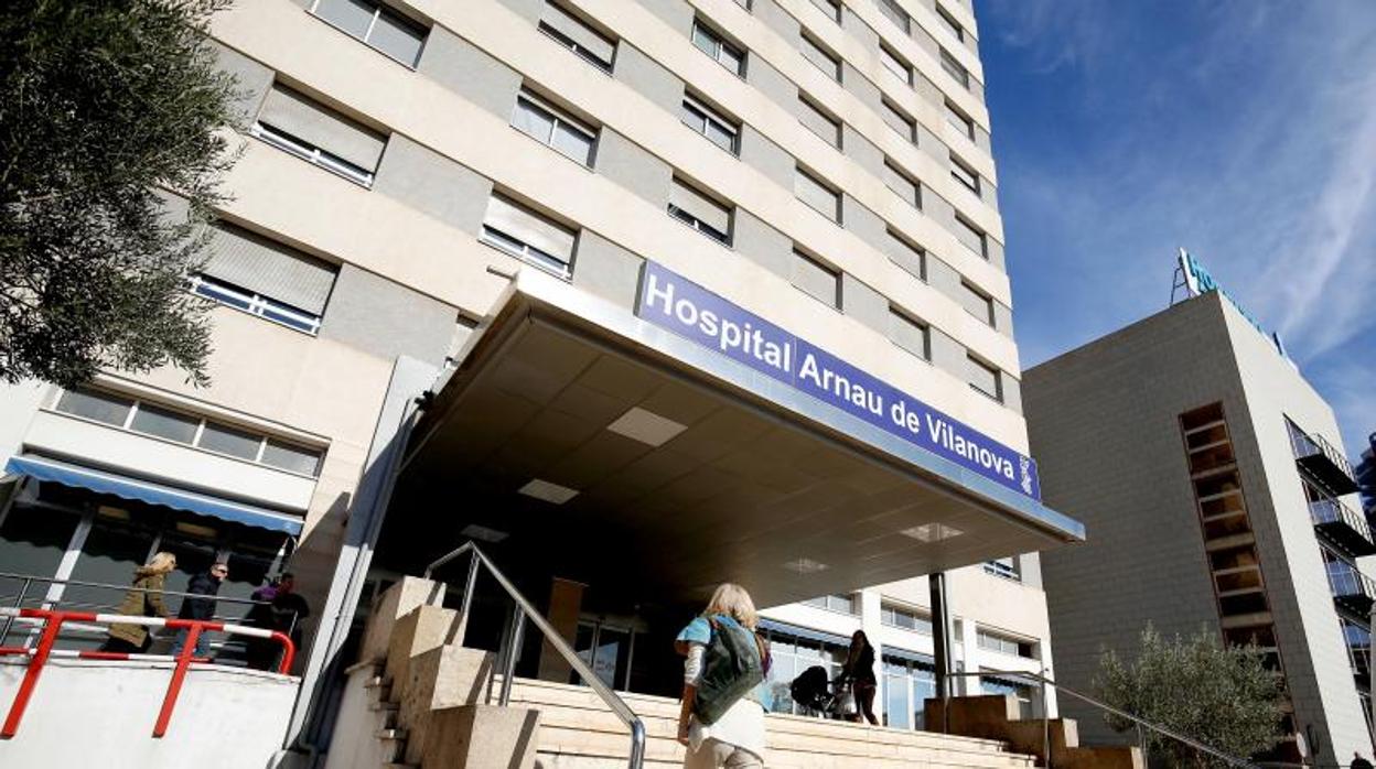 Acceso al Hospital Arnau de Vilanova en Valencia