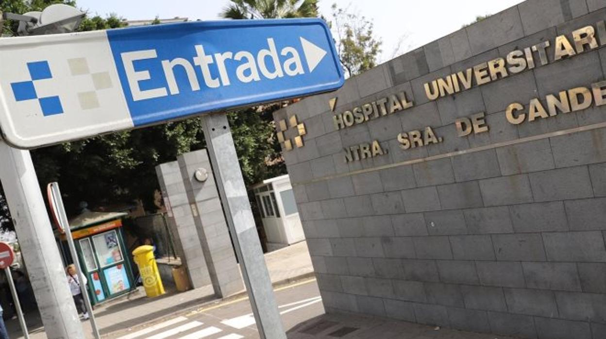 Canarias cuenta con 17 casos activos de coronavirus tras el alta de dos pacientes el domingo