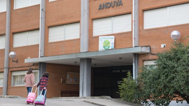 La Junta cierra mañana el colegio Anduva, en Miranda, tras detectarse posibles casos de coronavirus en padres