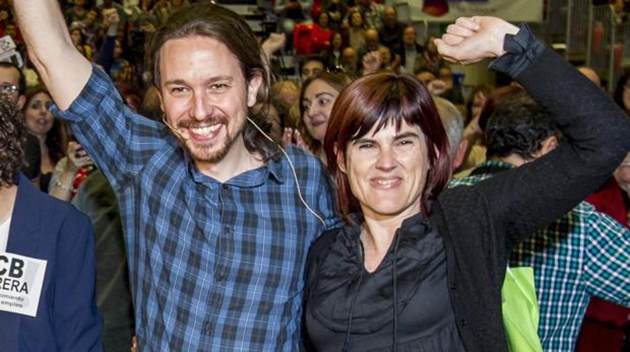 Pablo Iglesias, junto a Miren Gorrotxategi