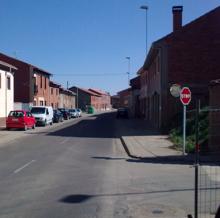 Una de las calles del municipio de Torneros del Bernesga