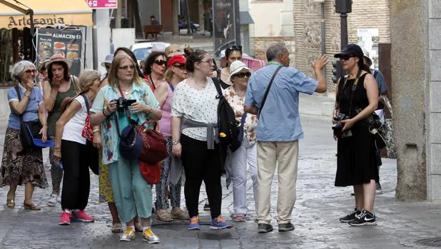 El decreto de guías de turismo de Castilla-La Mancha ve la luz después de seis borradores y más de 23 reuniones