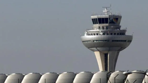 Aeropuertos: Contacto restringido con la torre de control