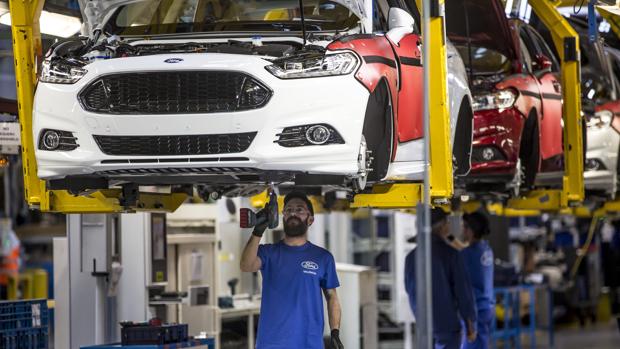 Coronavirus: Ford cierra su planta de Valencia una semana tras detectar varios casos en Almussafes