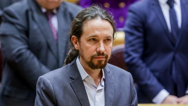 El Gobierno utiliza el decreto del coronavirus para blindar a Iglesias y a Redondo en la comisión del CNI