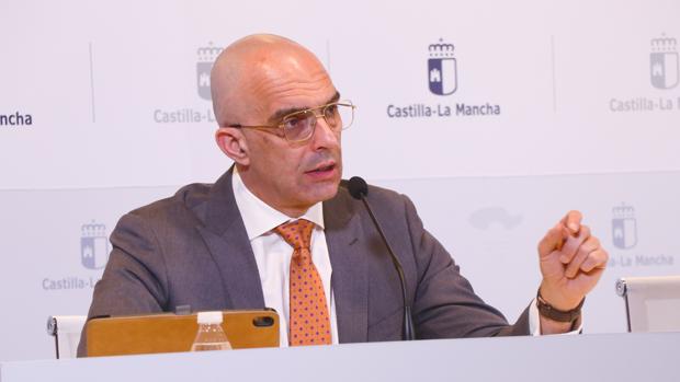 «Los ciudadanos deben quedarse en su domicilio y limitar las salidas en lo imprescindible para evitar el contagio»