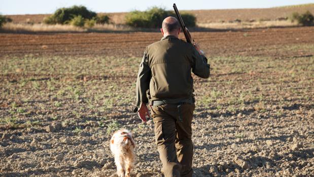 La Junta deja sin efecto que se pueda cazar y pescar en Castilla y León por el Estado de Alarma