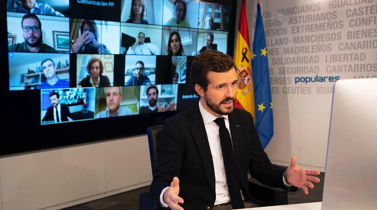 Pablo Casado, en una reunión por videoconferencia con el comité de seguimiento del PP
