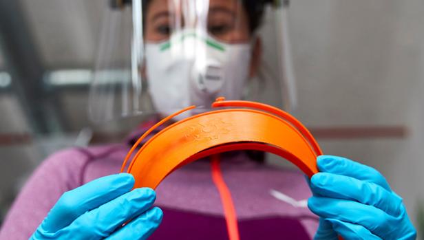 Madrid pide al ministro de Sanidad que autorice el material 3D o le deje a la región hacerlo