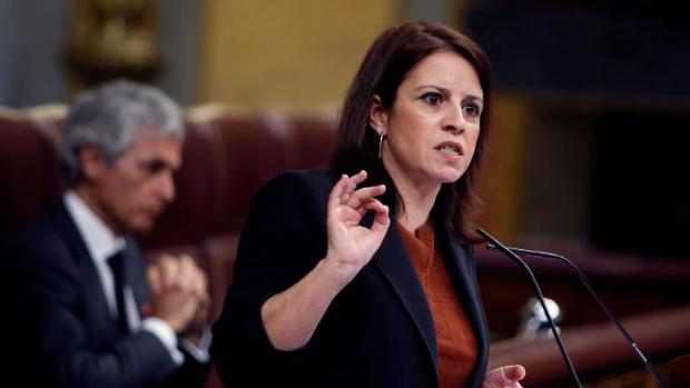 El demoledor ataque de Adriana Lastra al PP mientras Pedro Sánchez pide «unidad y lealtad»