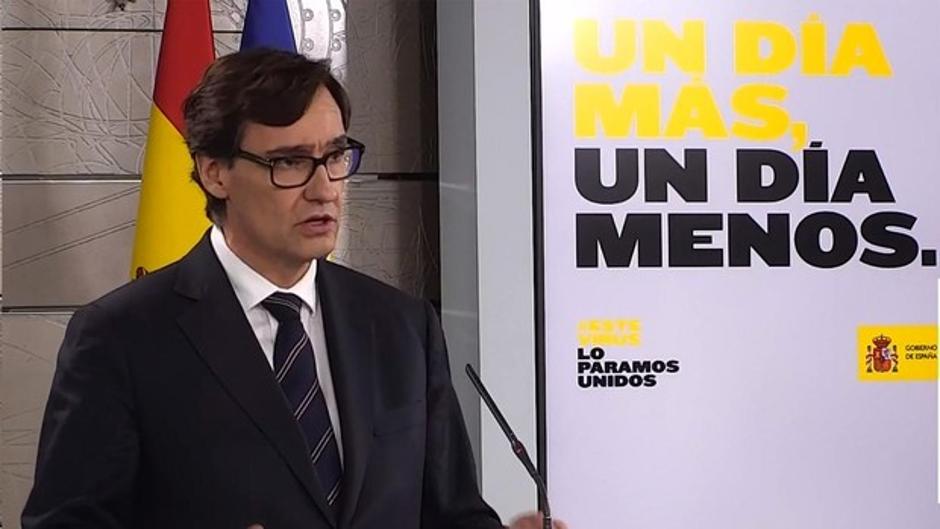 El Gobierno recomienda el uso de mascarillas para usar el transporte público y se repartirán en estaciones