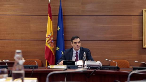 Sánchez utiliza la demanda de un gran pacto para lograr un aval a su gestión