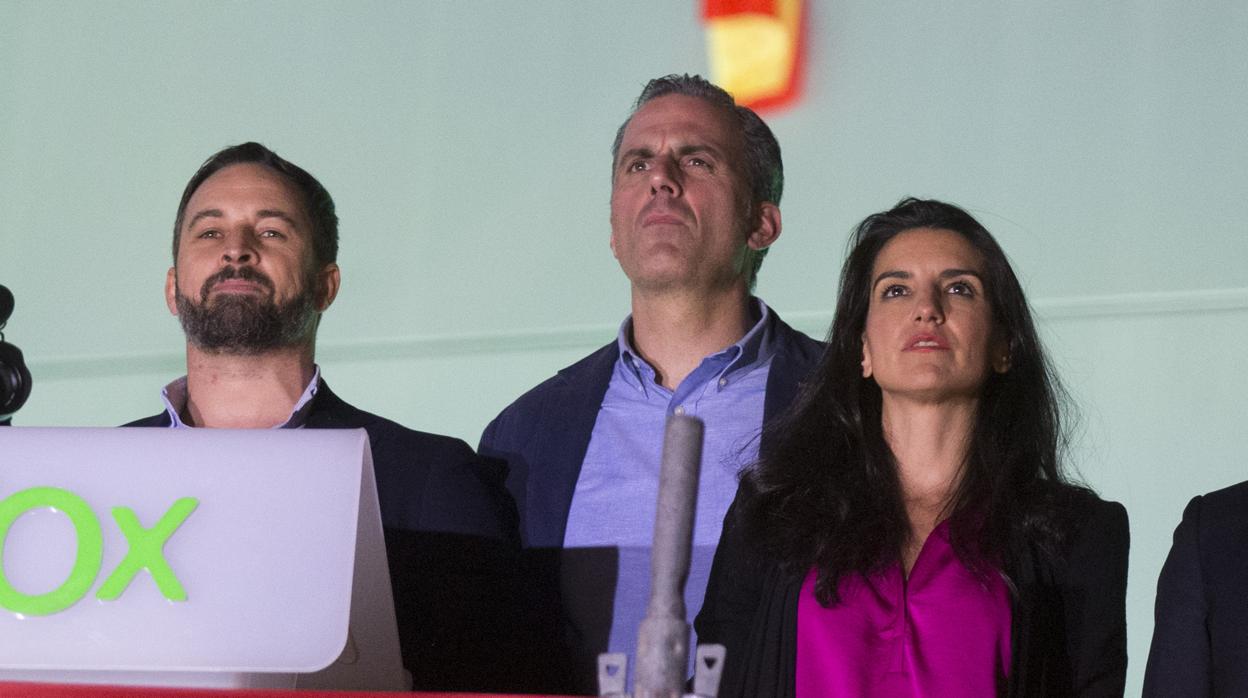 Santiago Abascal, Javier Ortega Smith y Rocío Monasterio