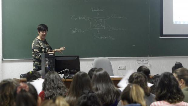 Educación aplaza la toma de decisiones sobre el curso escolar