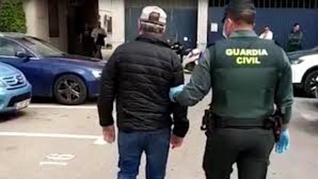 Un juez destierra de Torrevieja a un hombre que amenazó con propagar el Covid-19 por el municipio