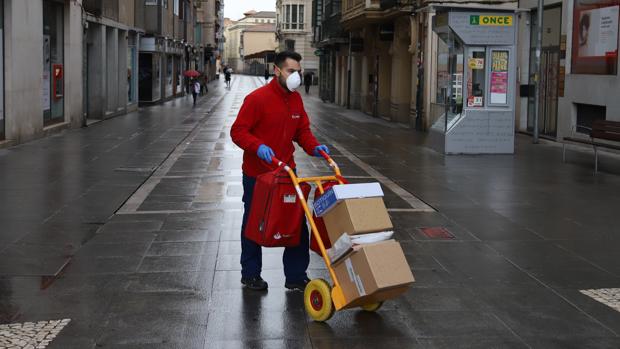 Una guía digital agrupa 560 comercios que reparten a domicilio durante la cuarentena por el coronavirus