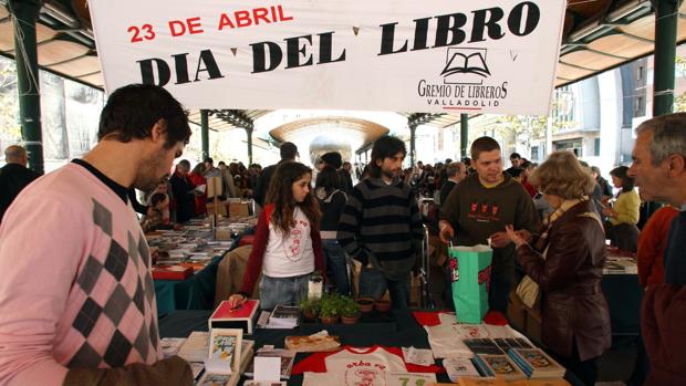 Donaciones de libros a hospitales y lecturas colectivas virtuales para celebrar el Día del Libro