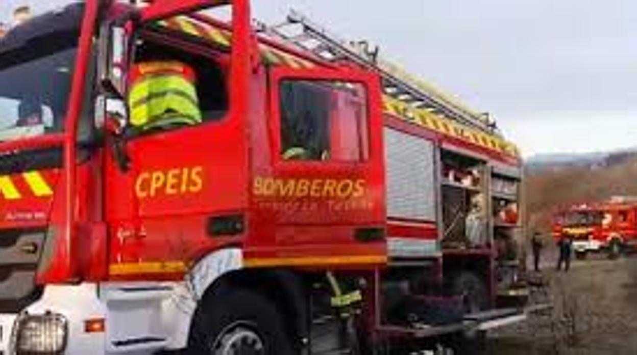 Bomberos del Consorcio del parque de Villacañas han desencarcelado al herido