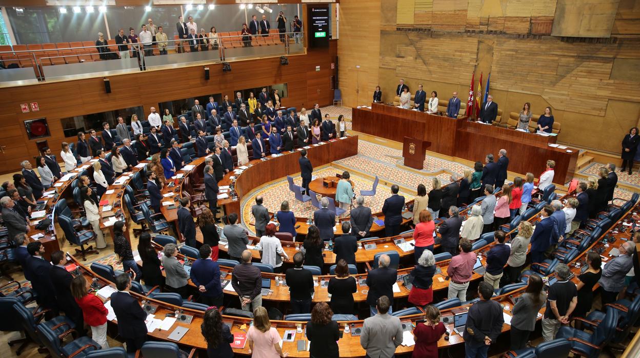 Pleno presencial ordinario en la Asamblea de Madrid, anterior al estado de alarma